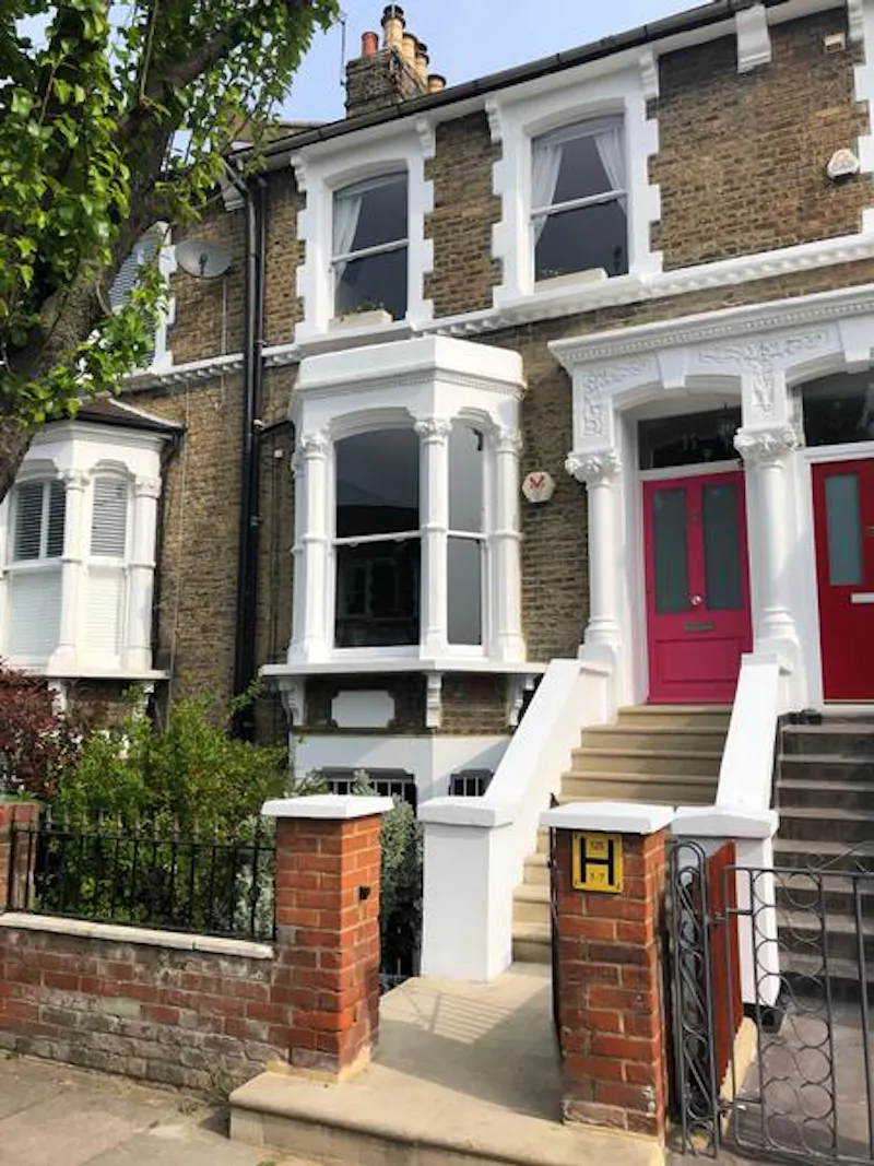 Newington Green family house, B1877 (photo 1)