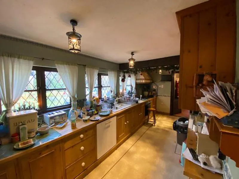 Kitchen at Virginia Water bungalow, C919 (photo 4)