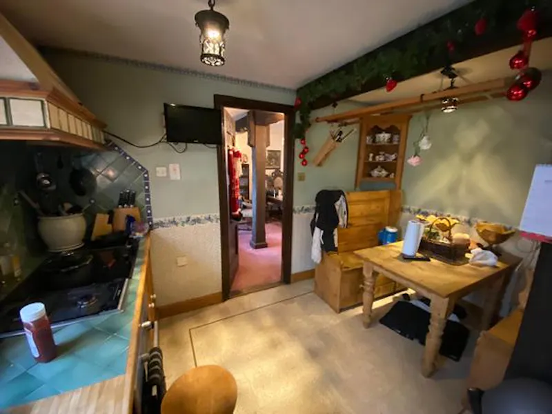 Virginia Water bungalow, C919 (photo 6)