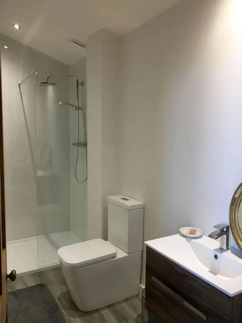 Bathroom at Film location CH111 in Norfolk (photo 18)