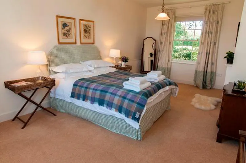Bedroom at Daventry country house with stables, A1519 (photo 14)