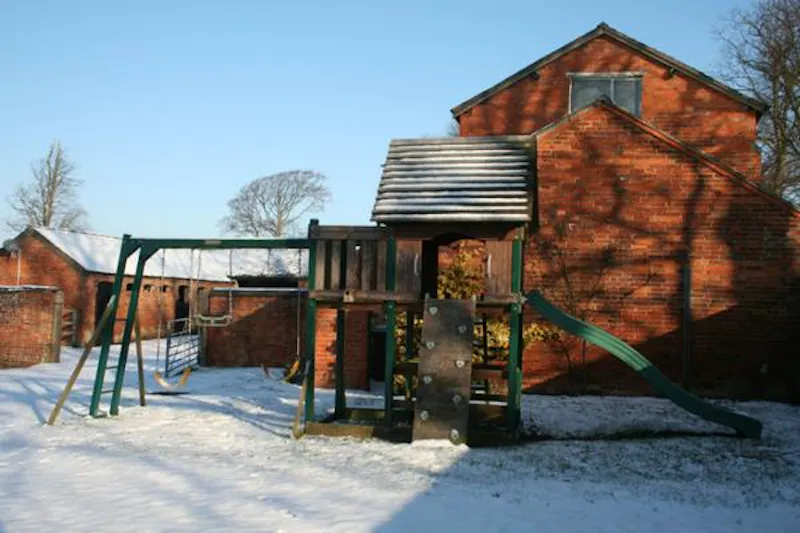 Stable / Outbuildings at Daventry country house with stables, A1519 (photo 21)