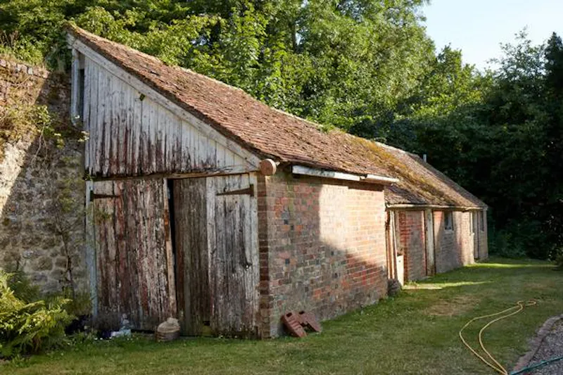 Stable / Outbuildings at Georgian farmhouse in Egerton, A1520 (photo 50)