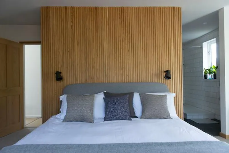 Bedroom at Hartfield barn conversion, L708 (photo 8)