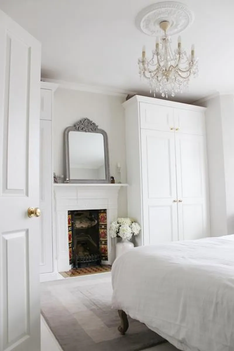 Pretty Surbiton house, E474 (photo 14)