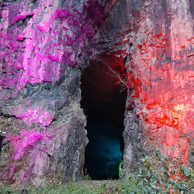 Disused quarry in Wrexham, Q144 (photo 4)