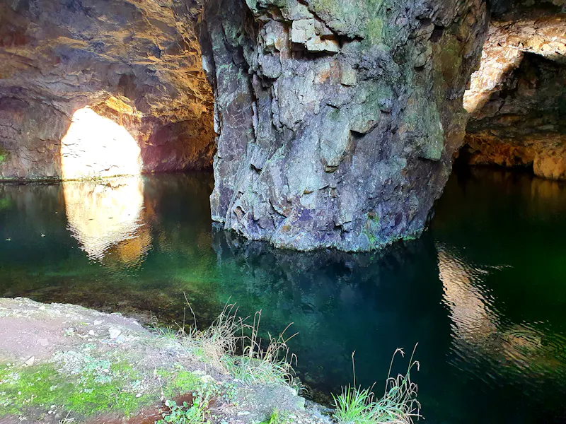 Disused quarry in Wrexham, Q144 (photo 2)