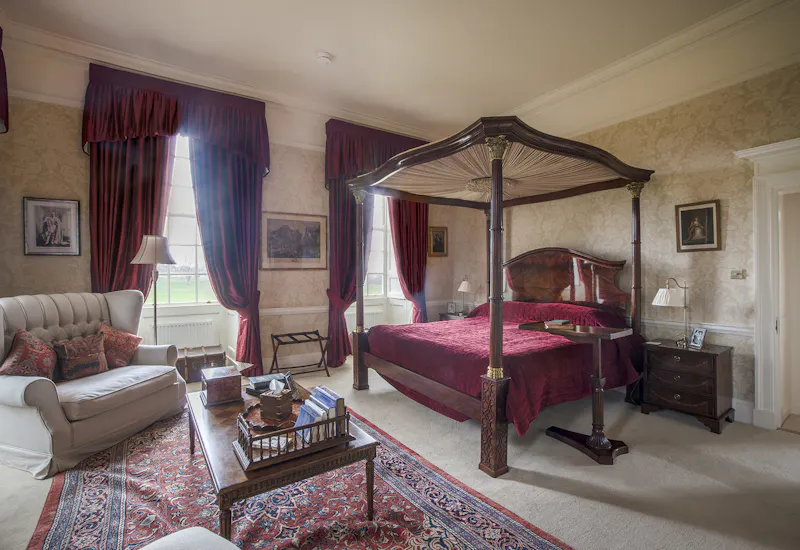 Bedroom at Queen Anne estate in Northampton, G311 (photo 9)