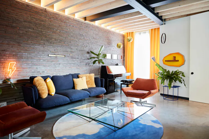 Exposed brick at Colourful modern Homerton house, K416 (photo 3)