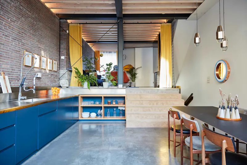 Kitchen at Colourful modern Homerton house, K416 (photo 7)