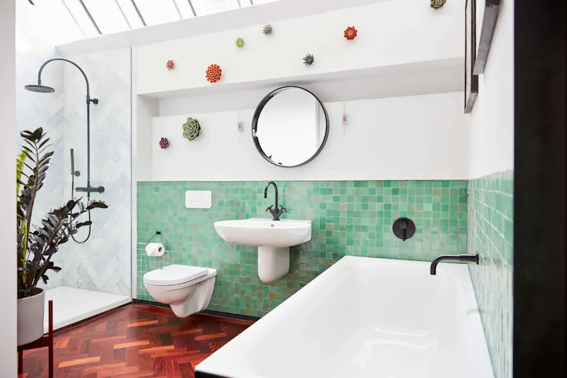 Bathroom at Colourful modern Homerton house, K416 (photo 22)