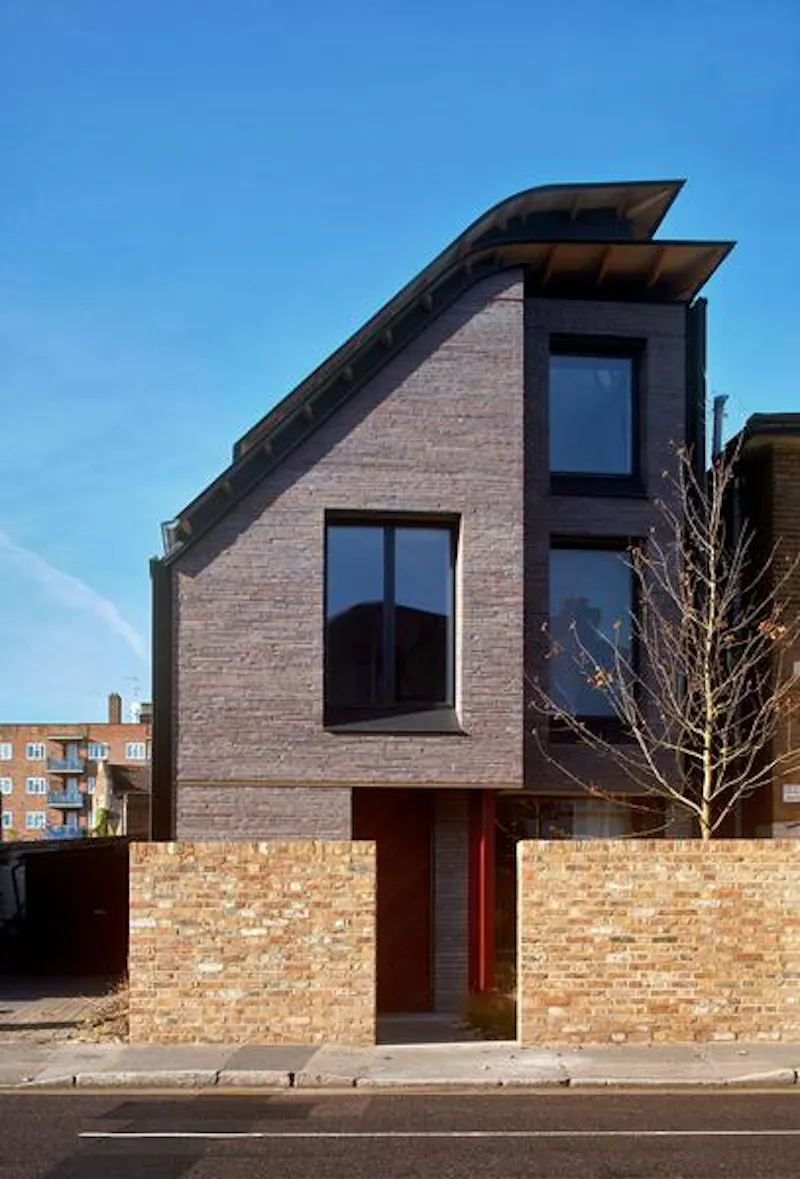 Colourful modern Homerton house, K416 (photo 34)