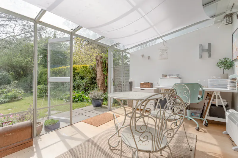 Stylish Brondesbury apartment, F1058 (photo 29)