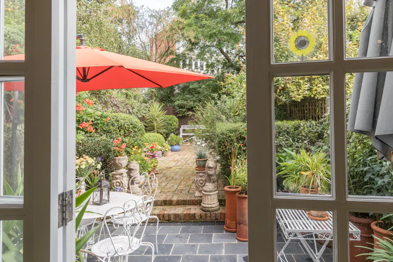 Vibrant Victorian home in Oval, B1888 (photo 15)