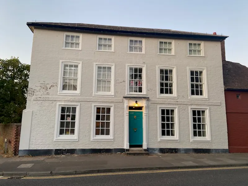 Large Canterbury farmhouse , A1528 (photo 4)
