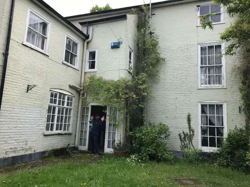 Courtyard at Large Canterbury farmhouse , A1528 (photo 5)