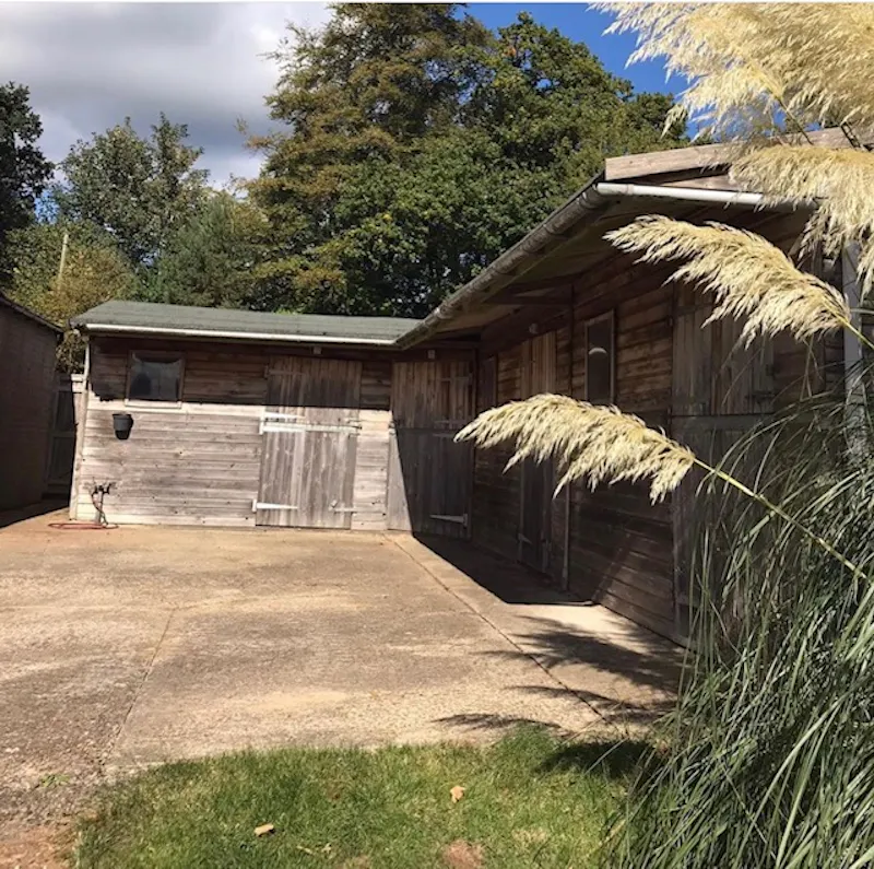 Stable / Outbuildings at Buxted country house, M337 (photo 21)