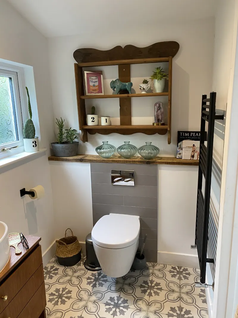 Floor - tiled at New-build Cottered house, L713 (photo 18)