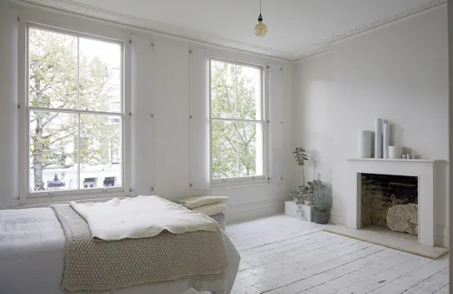 Pared-back Ladbroke Grove house, B507