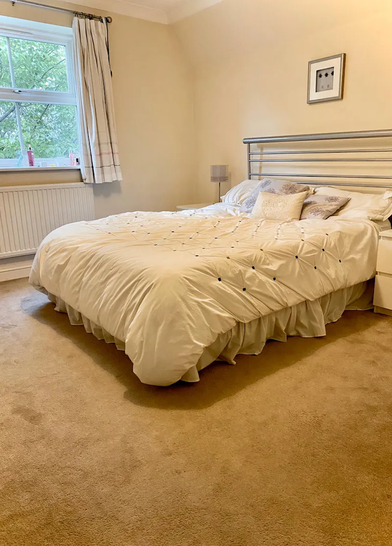 Bedroom at Bishop's Stortford family home, D2464 (photo 14)