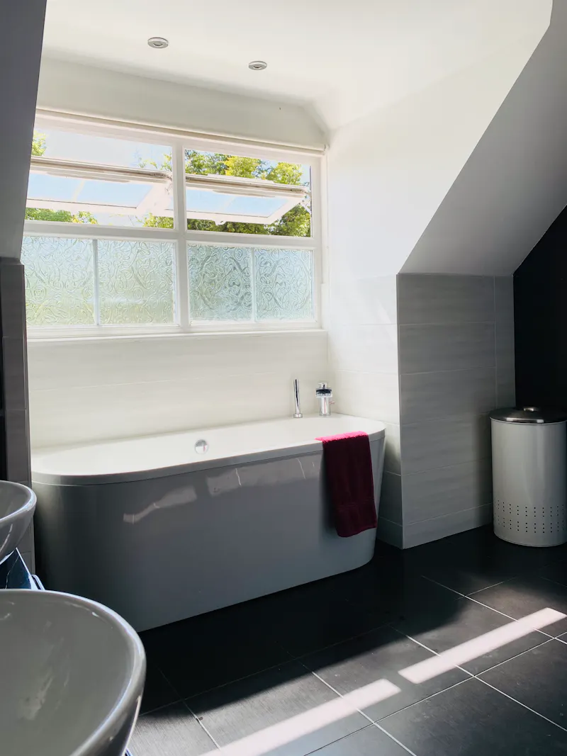 Bishop's Stortford family home, D2464 (photo 15)