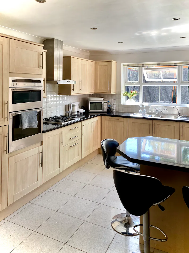 Bishop's Stortford family home, D2464 (photo 10)