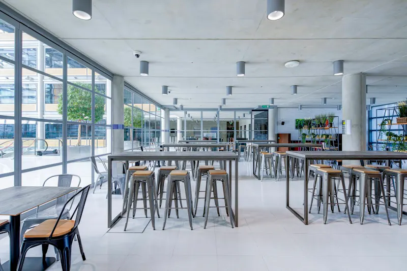 Modern Wembley civic offices, V164 (photo 39)