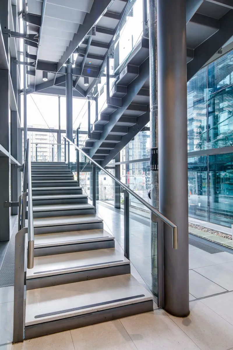 Modern Wembley civic offices, V164 (photo 51)