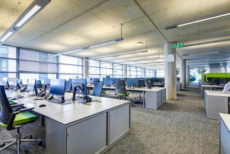Modern Wembley civic offices, V164 (photo 65)
