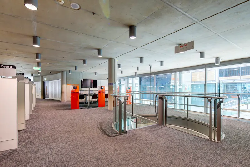 Modern Wembley civic offices, V164 (photo 100)