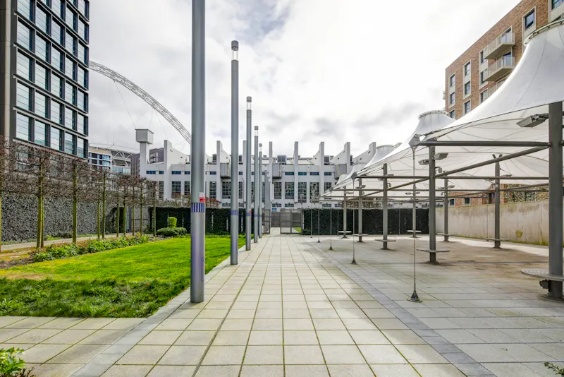 Modern Wembley civic offices, V164 (photo 127)