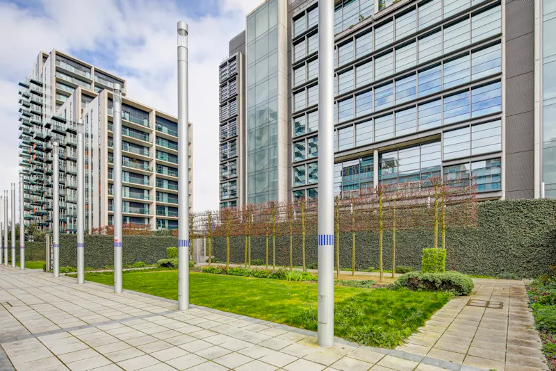 Modern Wembley civic offices, V164 (photo 130)