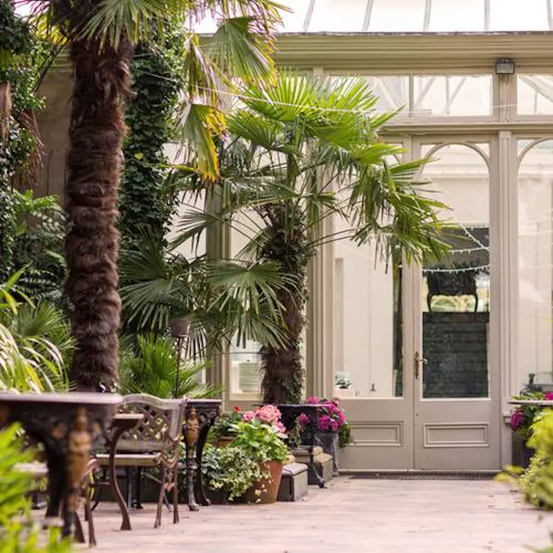 Conservatory at Ornate Hampton Court mansion, A859 (photo 12)