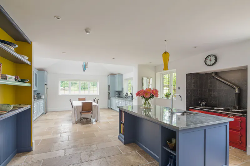 Kitchen at Gerrards Cross Georgian house, A1529 (photo 5)