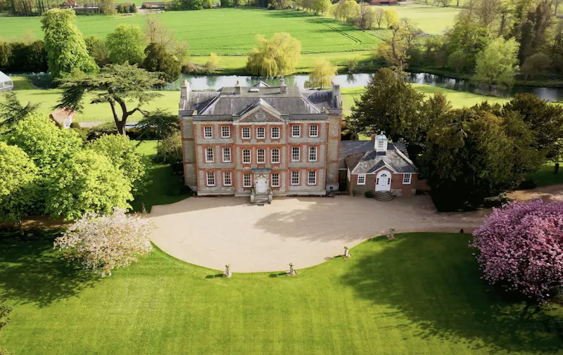 Wantage country house estate , A832 (photo 34)