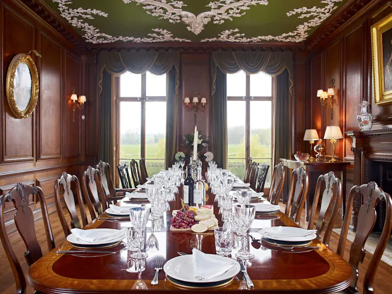 Dining room at Wantage country house estate , A832 (photo 5)