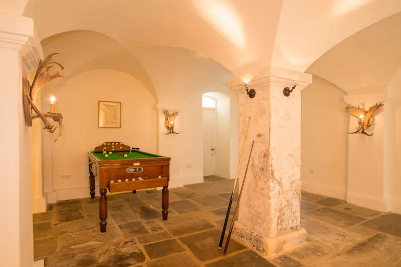 Cellar at Wantage country house estate , A832 (photo 23)