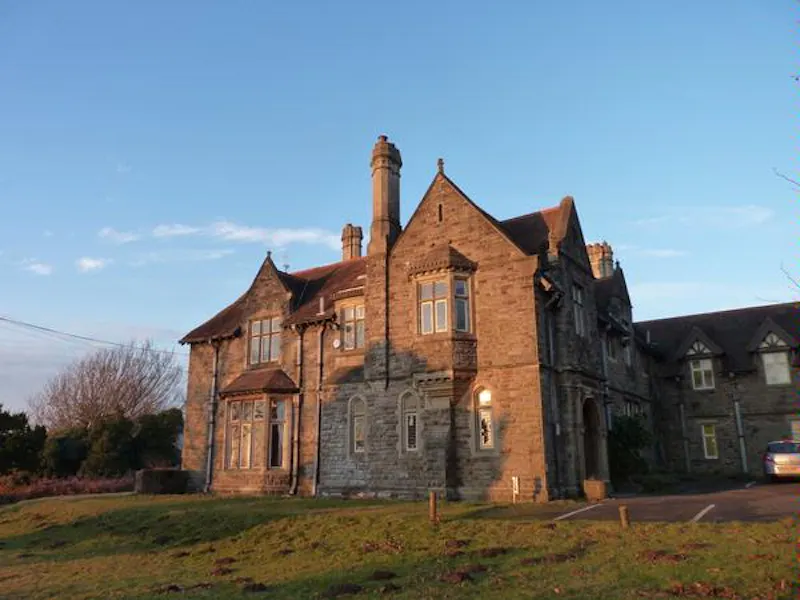 Film location W115 in Wales (photo 21)