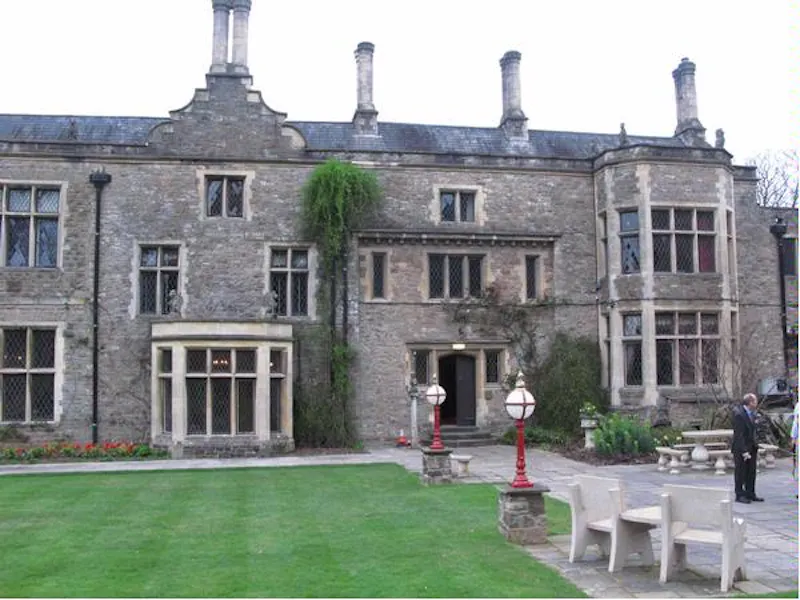 Film location W117 in Wales (photo 1)