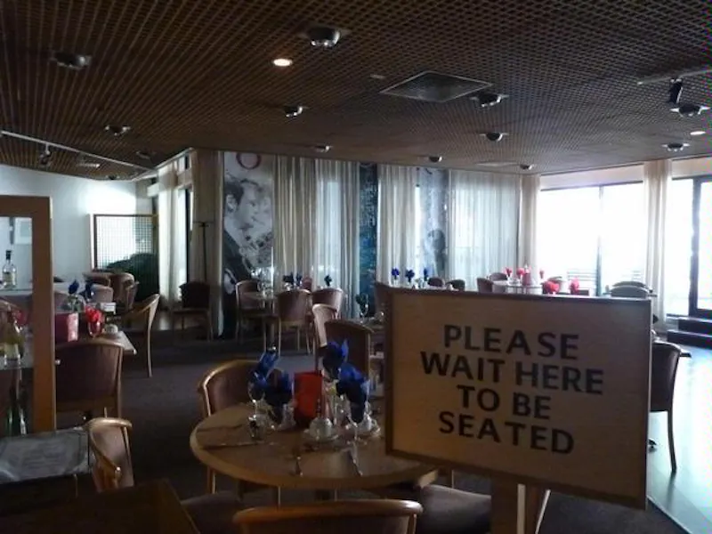 Dining room at Film location W118 in Wales (photo 7)