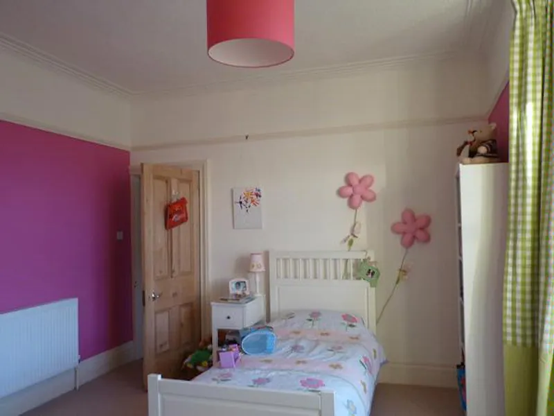 Bedroom - child's at Film location W122 in Wales (photo 12)