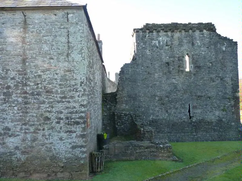 Garden at Film location W124 in Wales (photo 5)