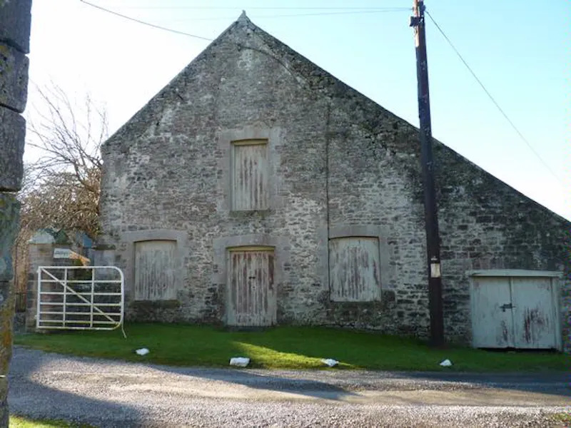 Film location W124 in Wales (photo 18)