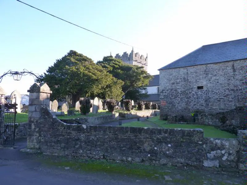 Film location W124 in Wales (photo 19)