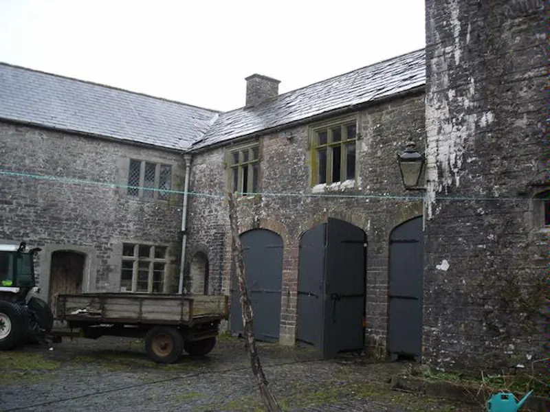 Stable / Outbuildings at Film location W131 in Wales (photo 22)