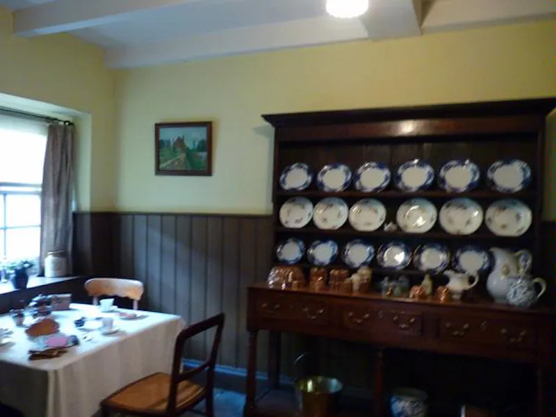 Kitchen at Film location W138 in Wales (photo 9)