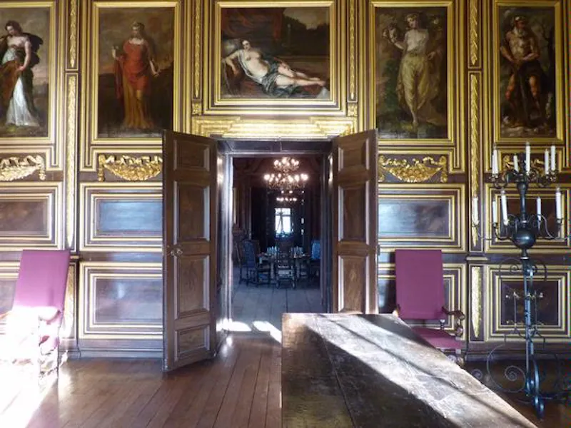 Floor - wooden at Film location W138 in Wales (photo 10)