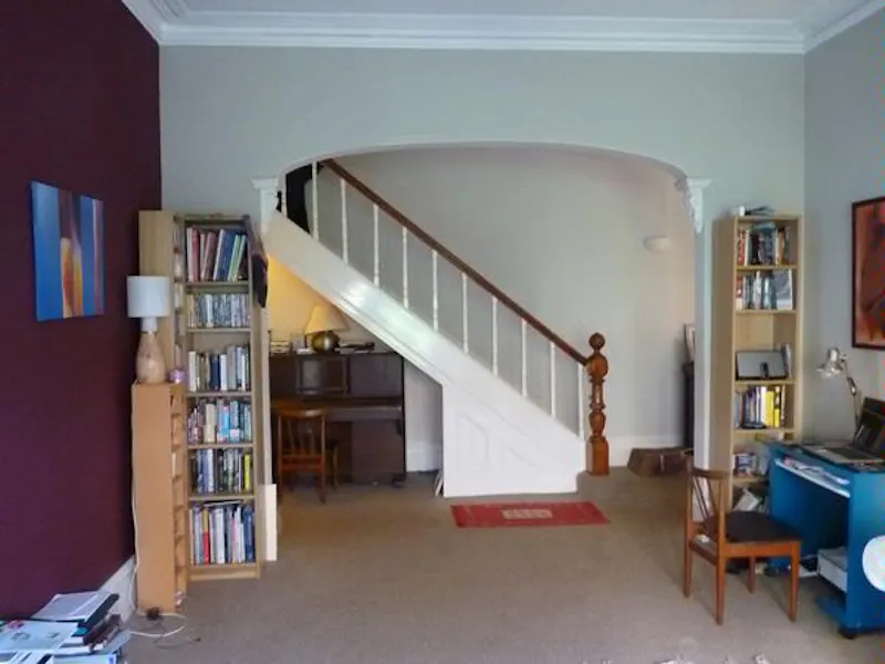 Entrance hall at Film location W168 in Wales (photo 5)