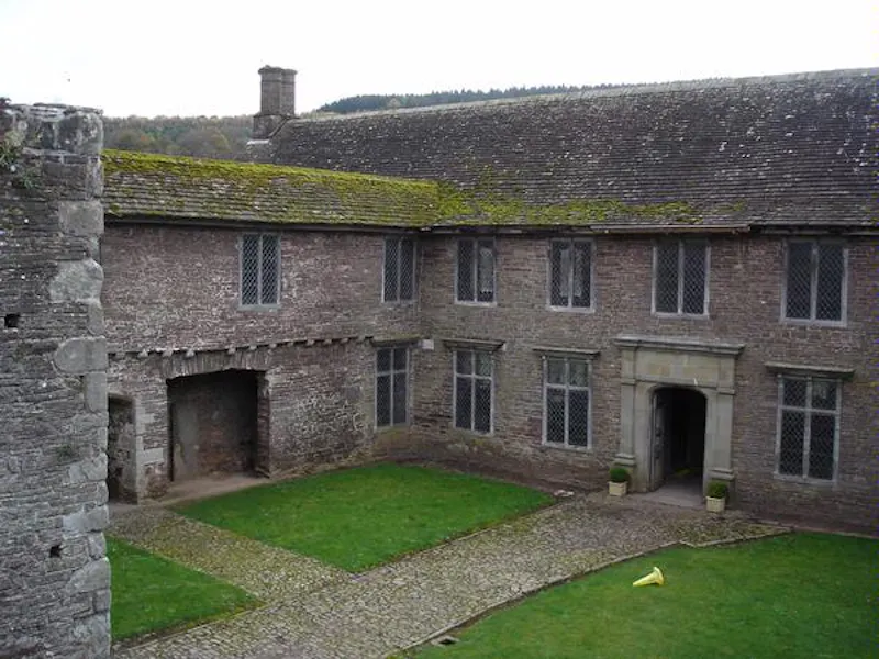 Garden at Film location W169 in Wales (photo 15)
