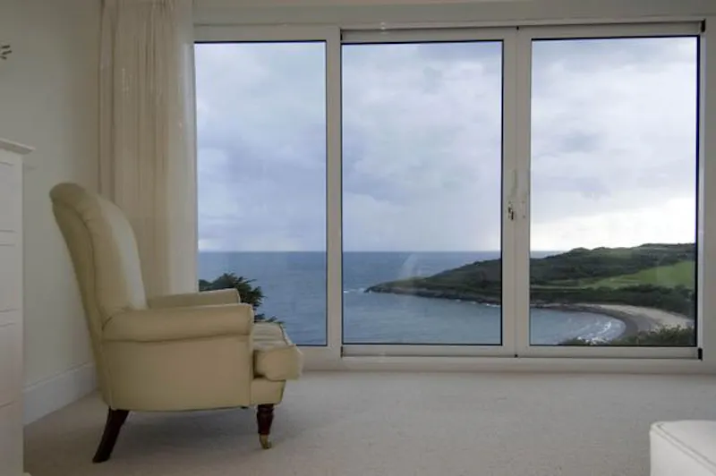 Luxurious Langland villa, W209 (photo 29)